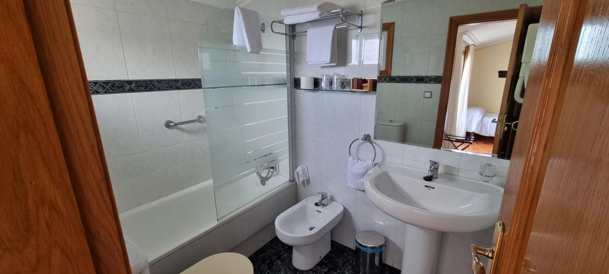 Hotel Miramar Playa America Nigrán מראה חיצוני תמונה